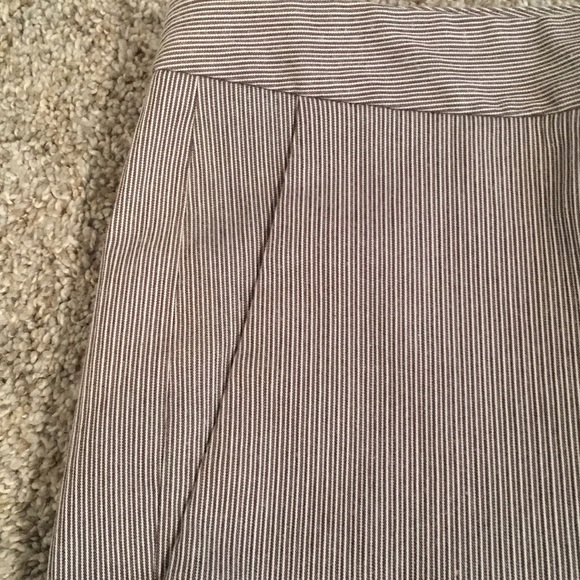 Ann Klein grey striped suit with crop flare pants. Stretch. Size 10. - Picture 11 of 14